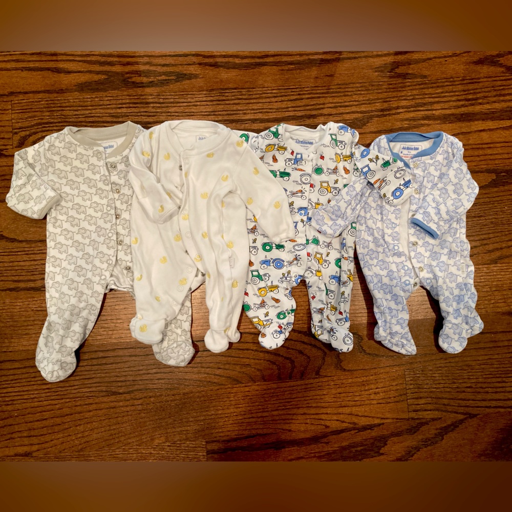 Four JoJo mama Bebe sleepers— size Tiny/NB